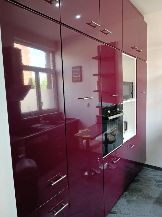 Maison Chaleureuse Avec Netflix Et Ps5 Валенсиен Екстериор снимка